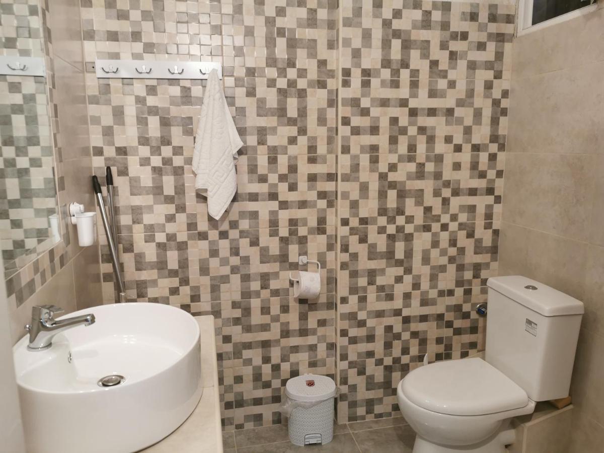 La Familia Apartments Olympiakí Aktí Extérieur photo