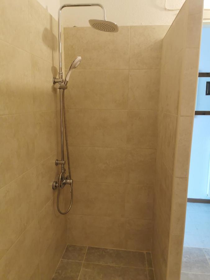 La Familia Apartments Olympiakí Aktí Extérieur photo