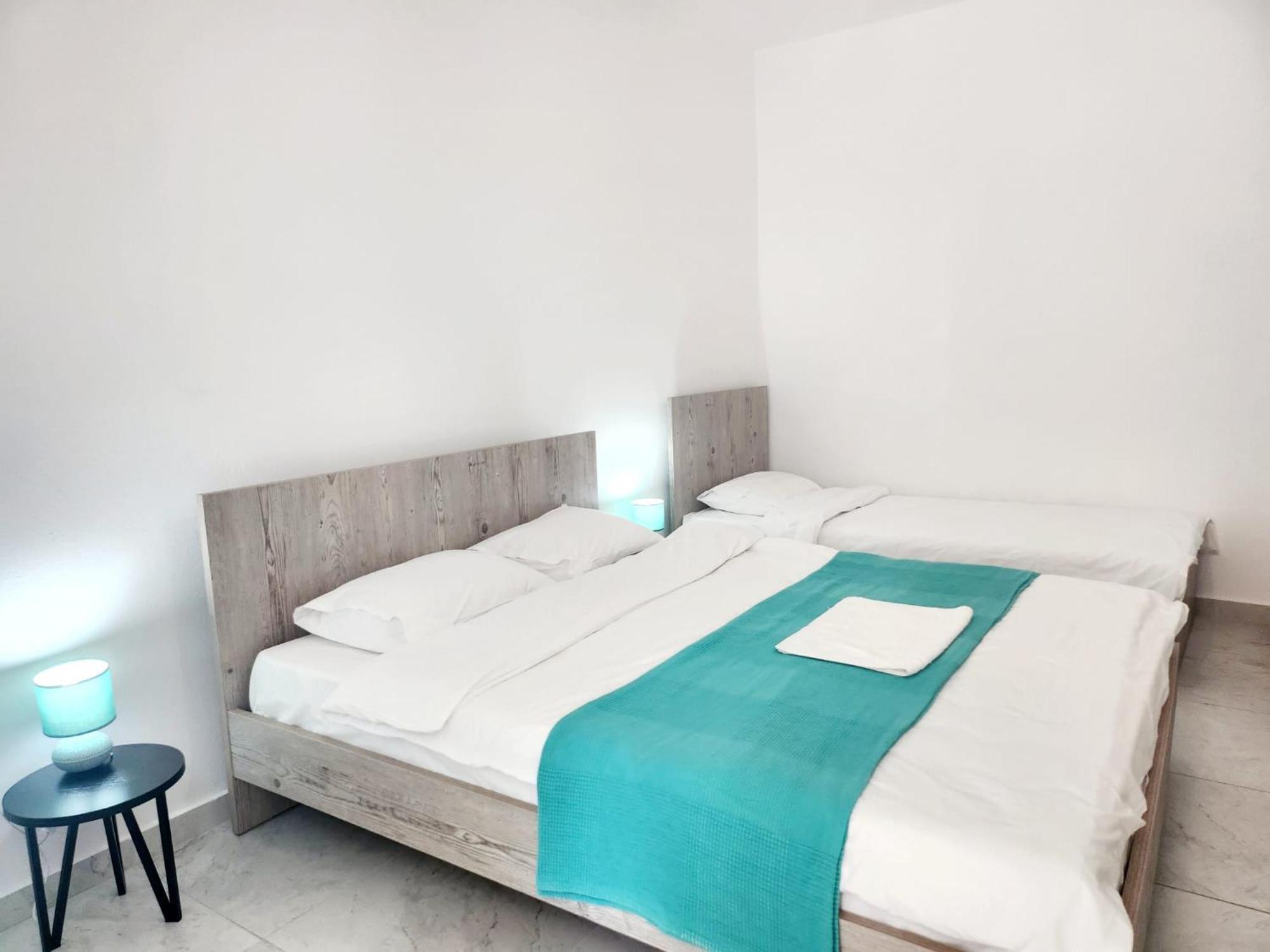 La Familia Apartments Olympiakí Aktí Extérieur photo